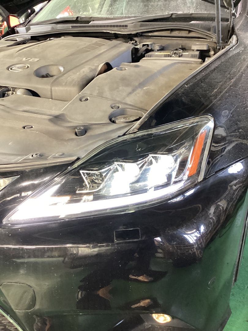 レクサス IS 20系　社外 VLAND 3眼 LED ヘッドライト