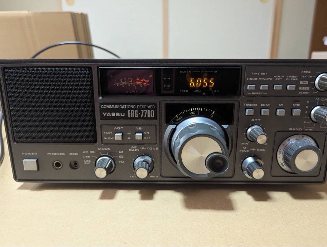 受信機 Yaesu FRG-7700