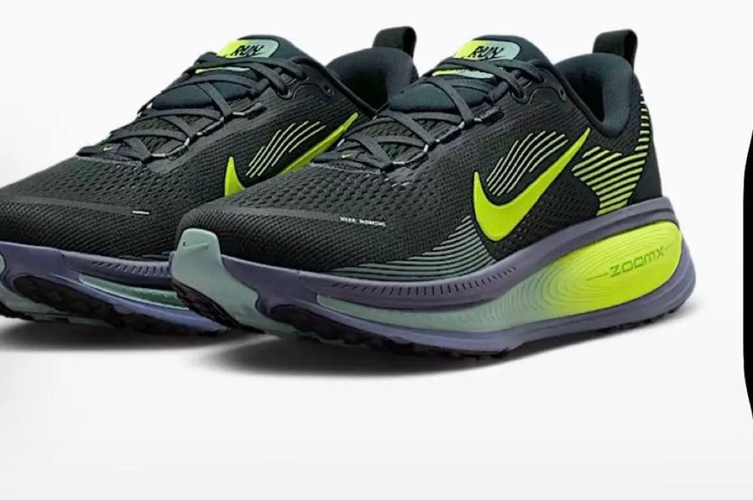 最終値下　新品未使用　ナイキ ボメロ 18 29cm