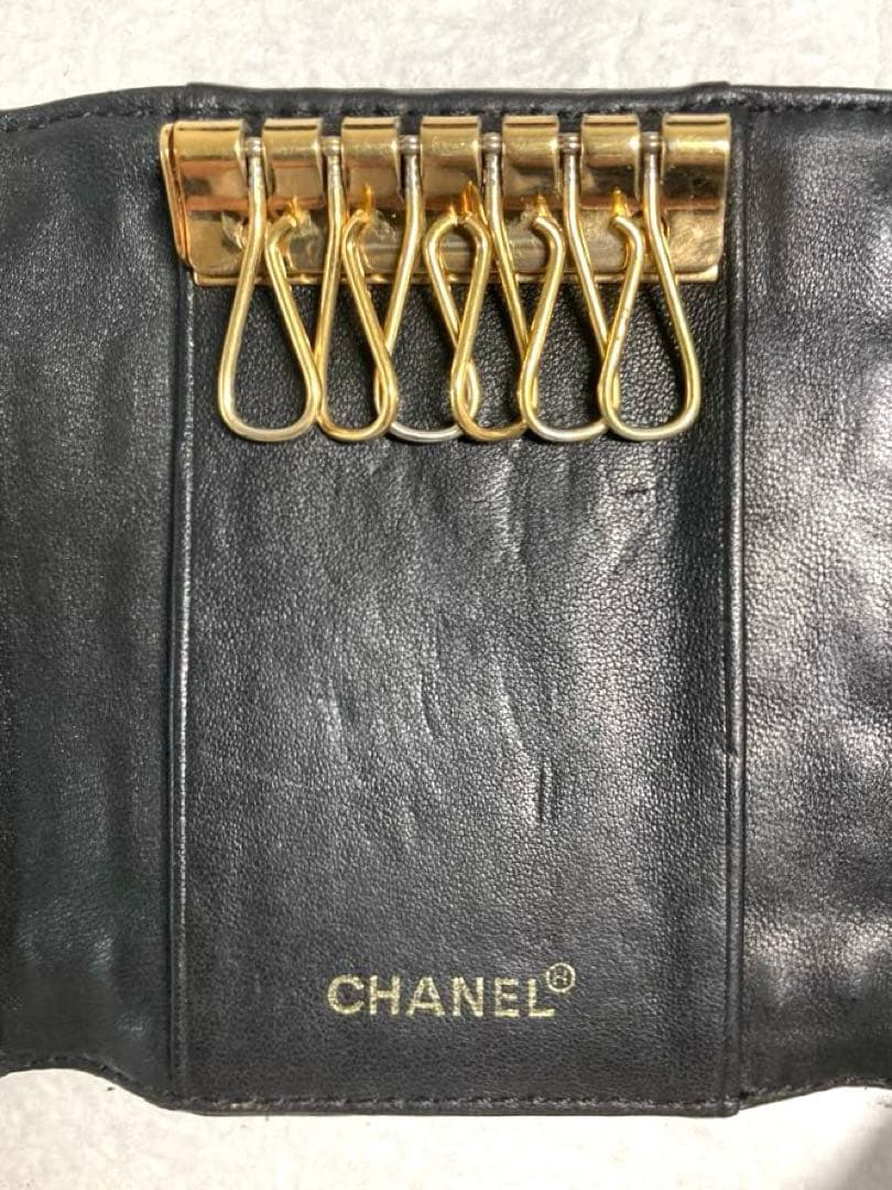 良品　CHANEL シャネル　レザー　チョコバー　6連キーケース　ブラック