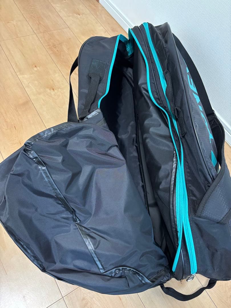 【美品】YONEX ラケットバッグ ブラック　ピーコックグリーン　部活