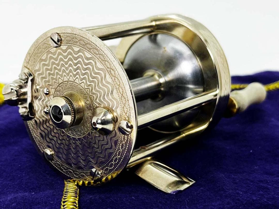 PFLUEGER SUMMIT No.1993L GOLD風カスタムリール