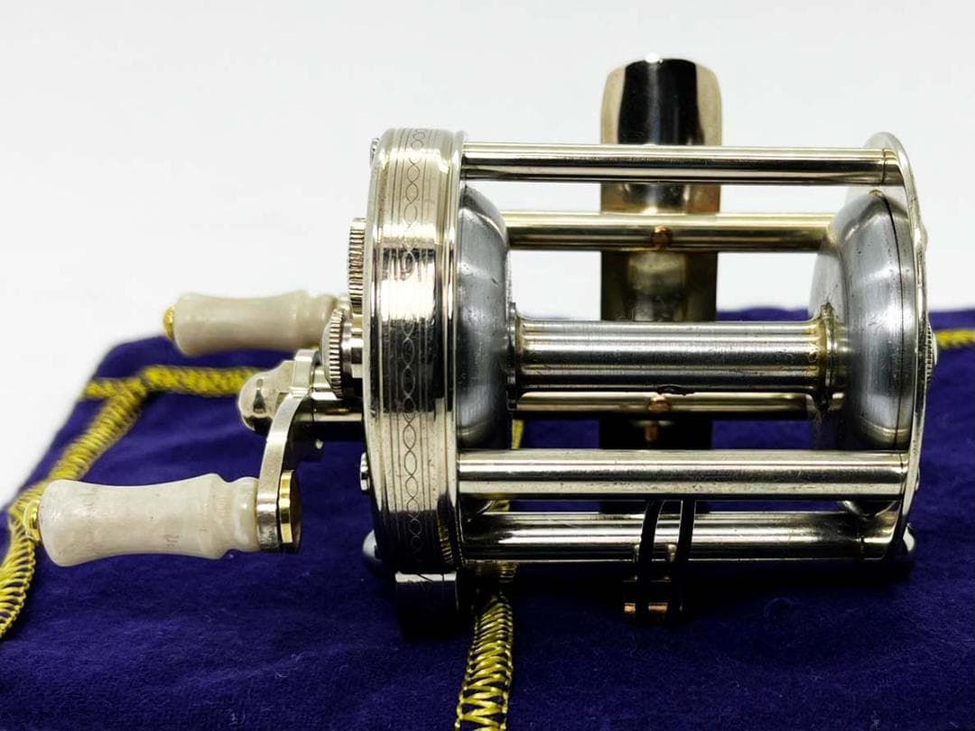 PFLUEGER SUMMIT No.1993L GOLD風カスタムリール