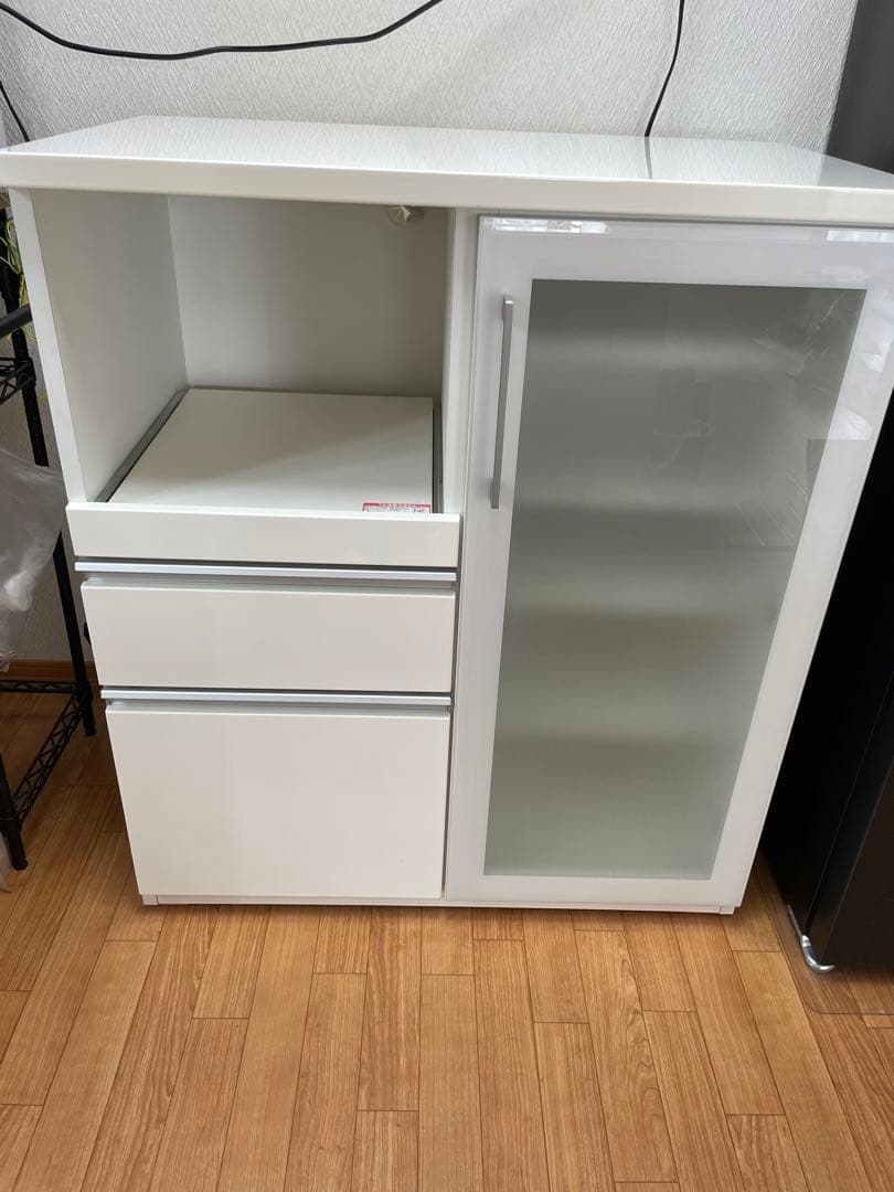 【4/26までの出品】ニトリ　レンジボード　食器棚　カップボード