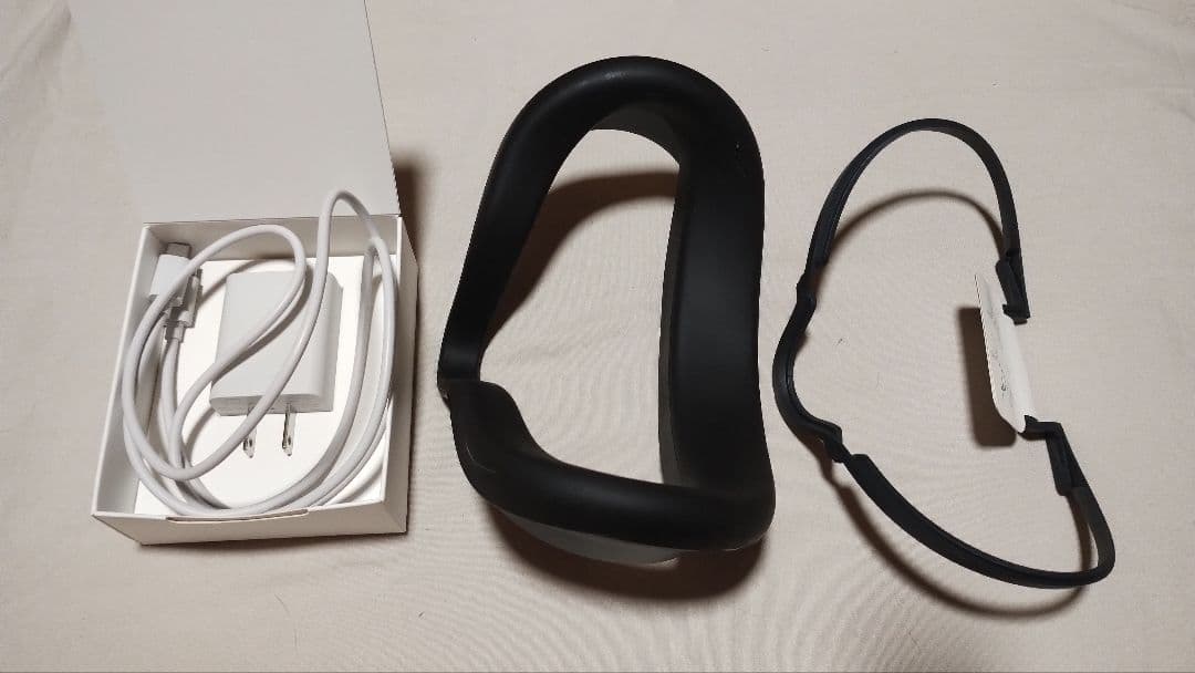  Quest 2 VRヘッドセット 本体一式 +アクセサリ