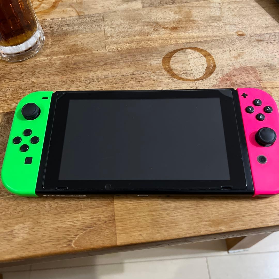 Nintendo Switch 本体とジョイコン、HDMIケーブルセット