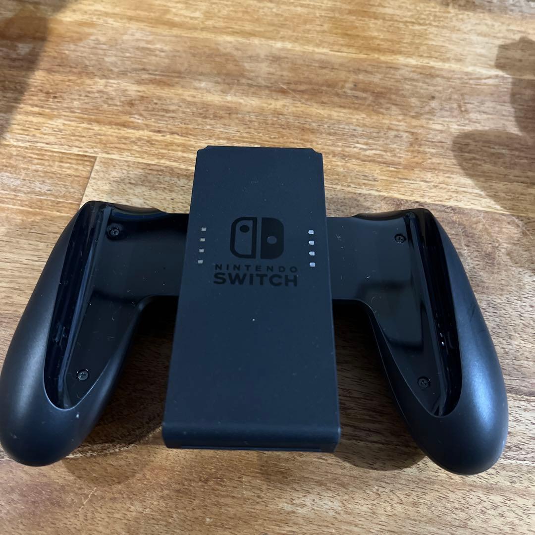 Nintendo Switch 本体とジョイコン、HDMIケーブルセット