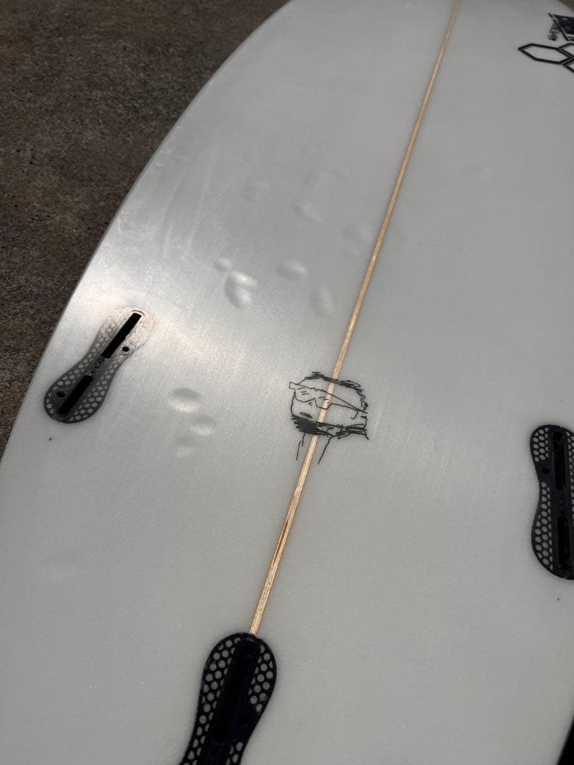 アルメリック5.10 ネックベアード3 ラウンドテール32.3L