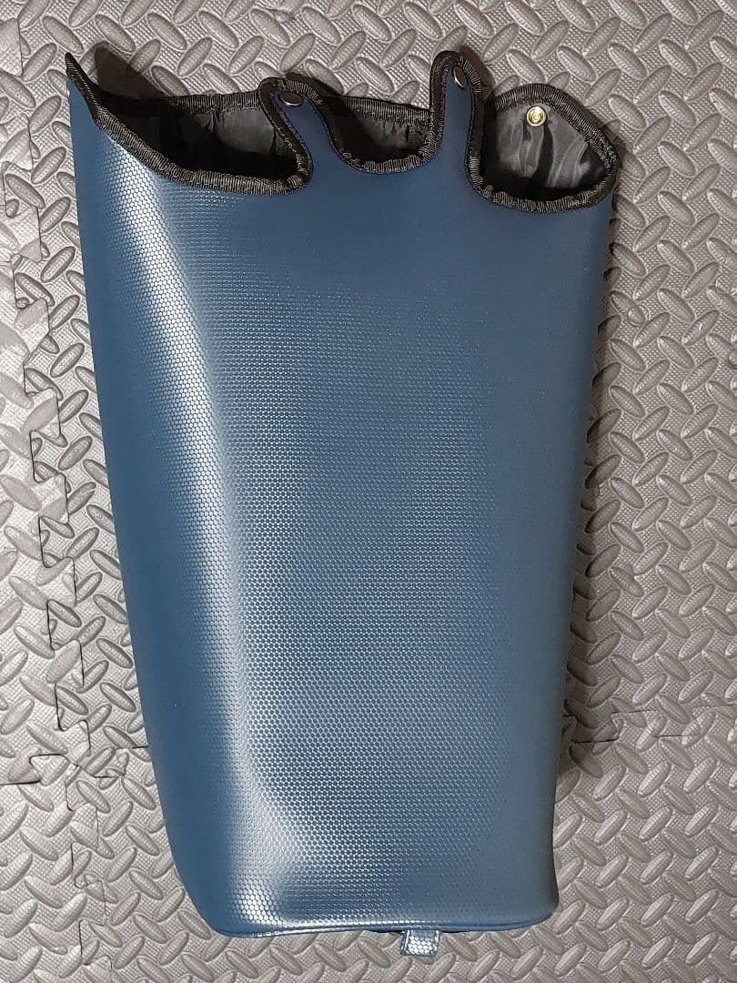 テーラーメイド オーステック キャディバッグ UN725 / M24374