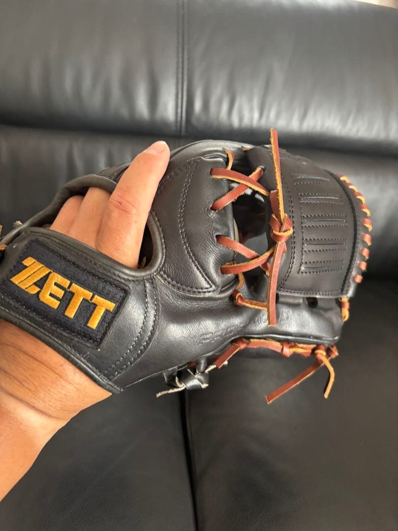 ゼットプロステイタス 硬式オーダー内野手用グラブ