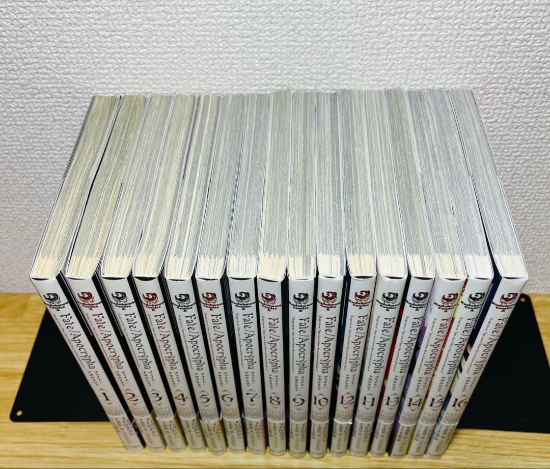 【全巻初版•帯付き】Fate/Apocrypha. 全16巻 アニメイト特典付き