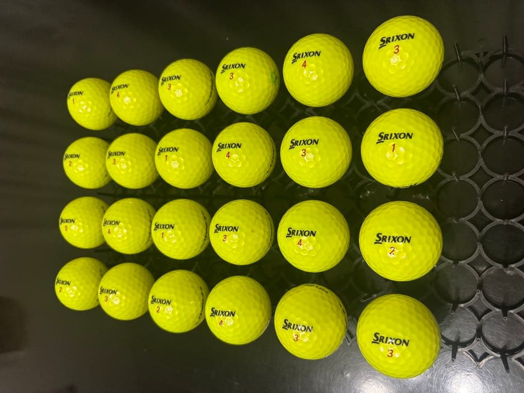 ⑦新品に近い　送料込み　SRIXON Z-STAR XV ロストボール24個