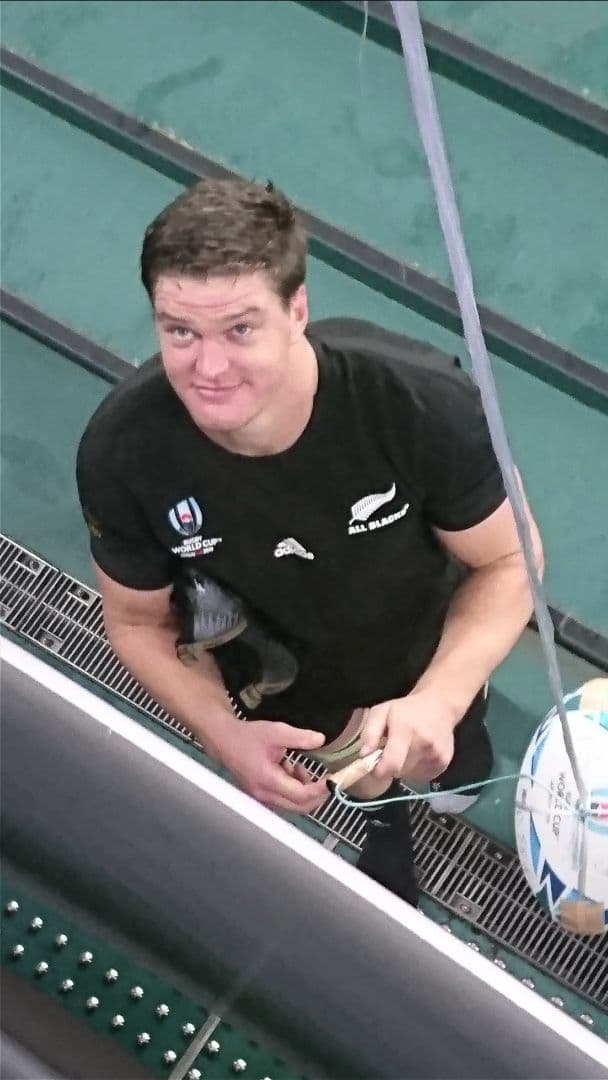 ラグビー オールブラックス ハンセンHC他選手12名 サインボール 5号球