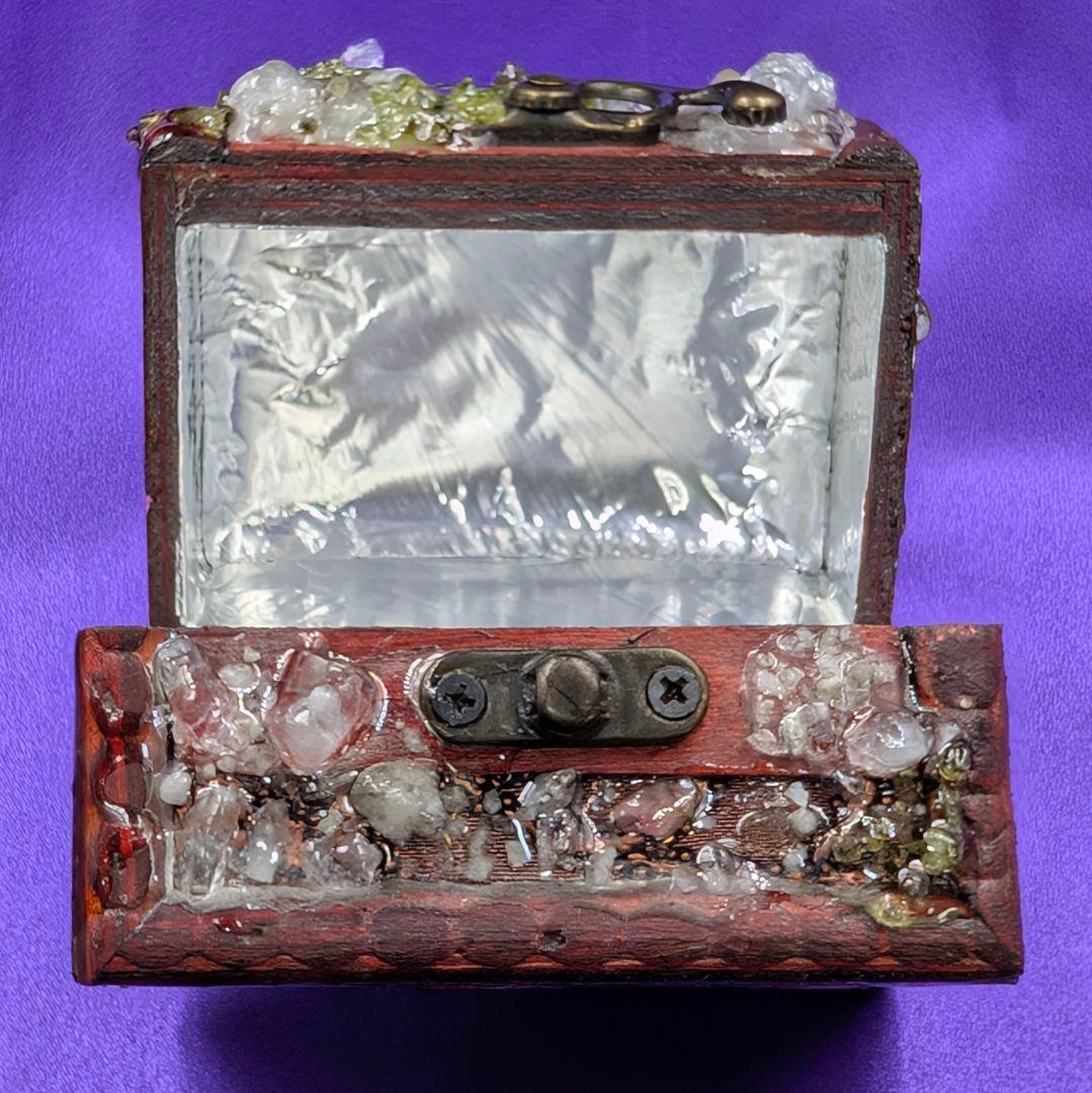 ※1点物『財宝をもたらす不思議な印章とペンタグラムの量子オルゴンBOX』