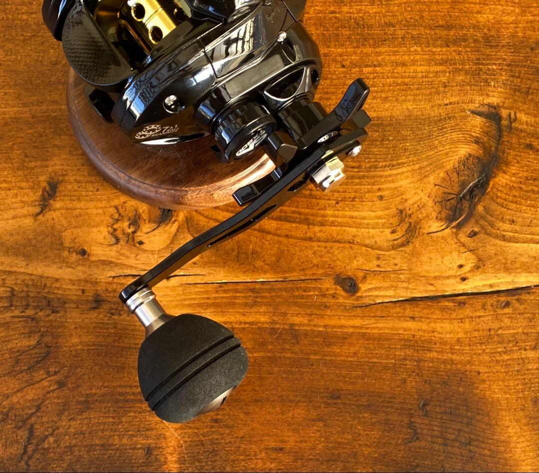 デジタルカウンター付きベイトリール　タイラバ　船釣り　右巻き　ジギング　タチウオ