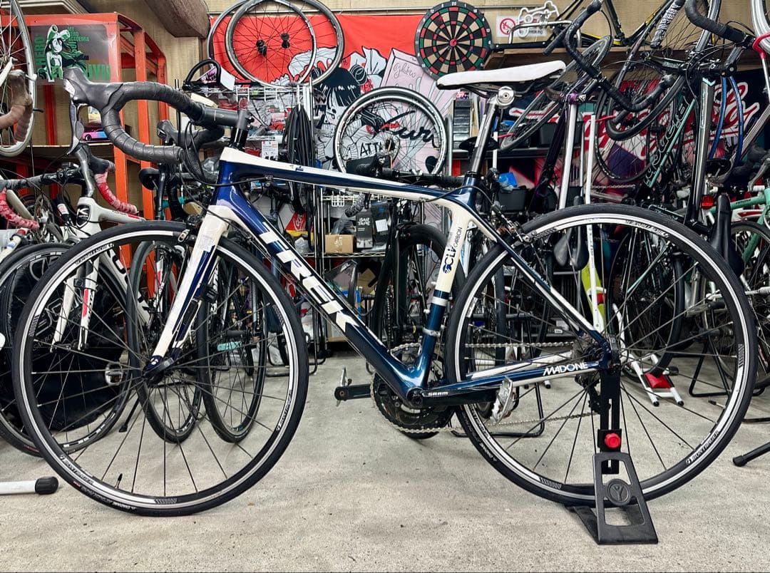 TREKフルカーボンMADONE3.1！基本分解発送送料無料！消耗品交換済み！