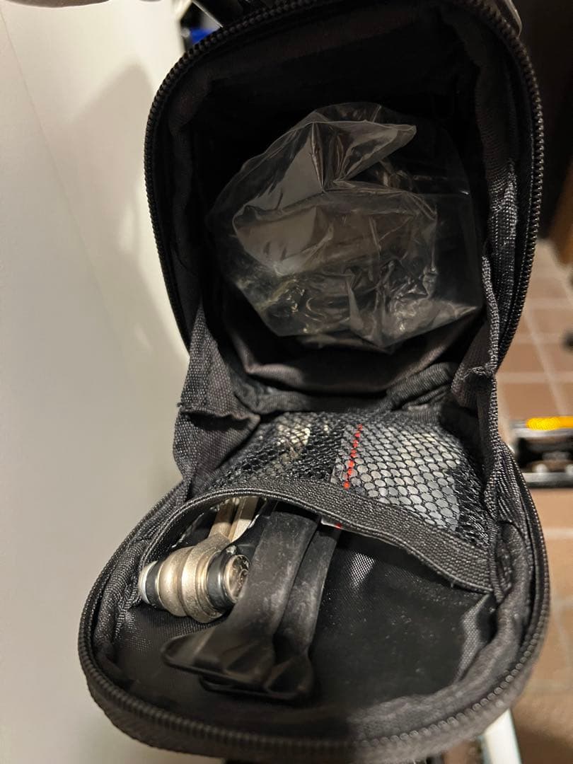 ぽ*た様 【希少な美品】Bianchi carbonロードバイク（C2C Nir