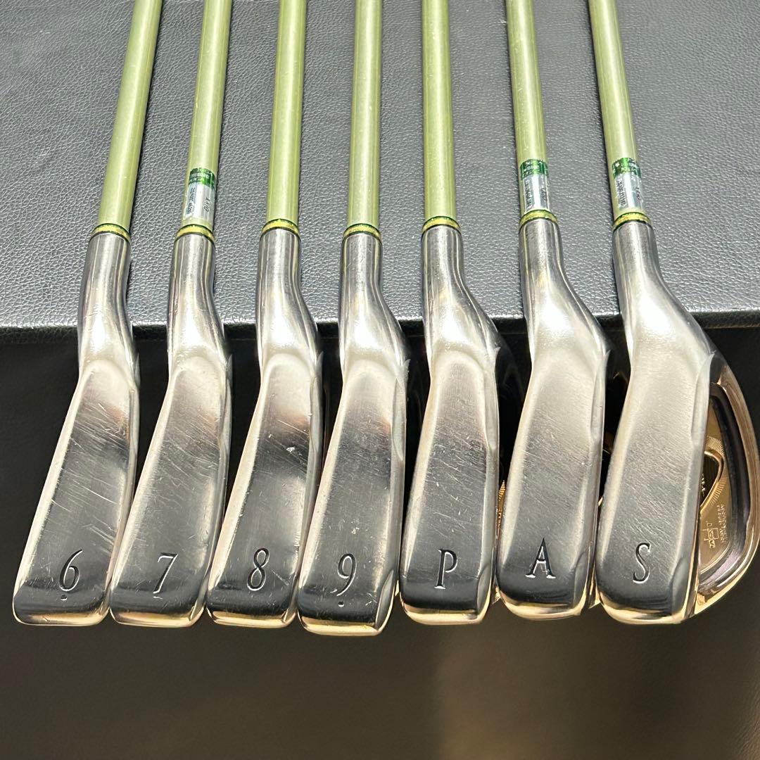 ダンロップ ゼクシオ プライム 8代目 アイアン 7本 SP-800 R