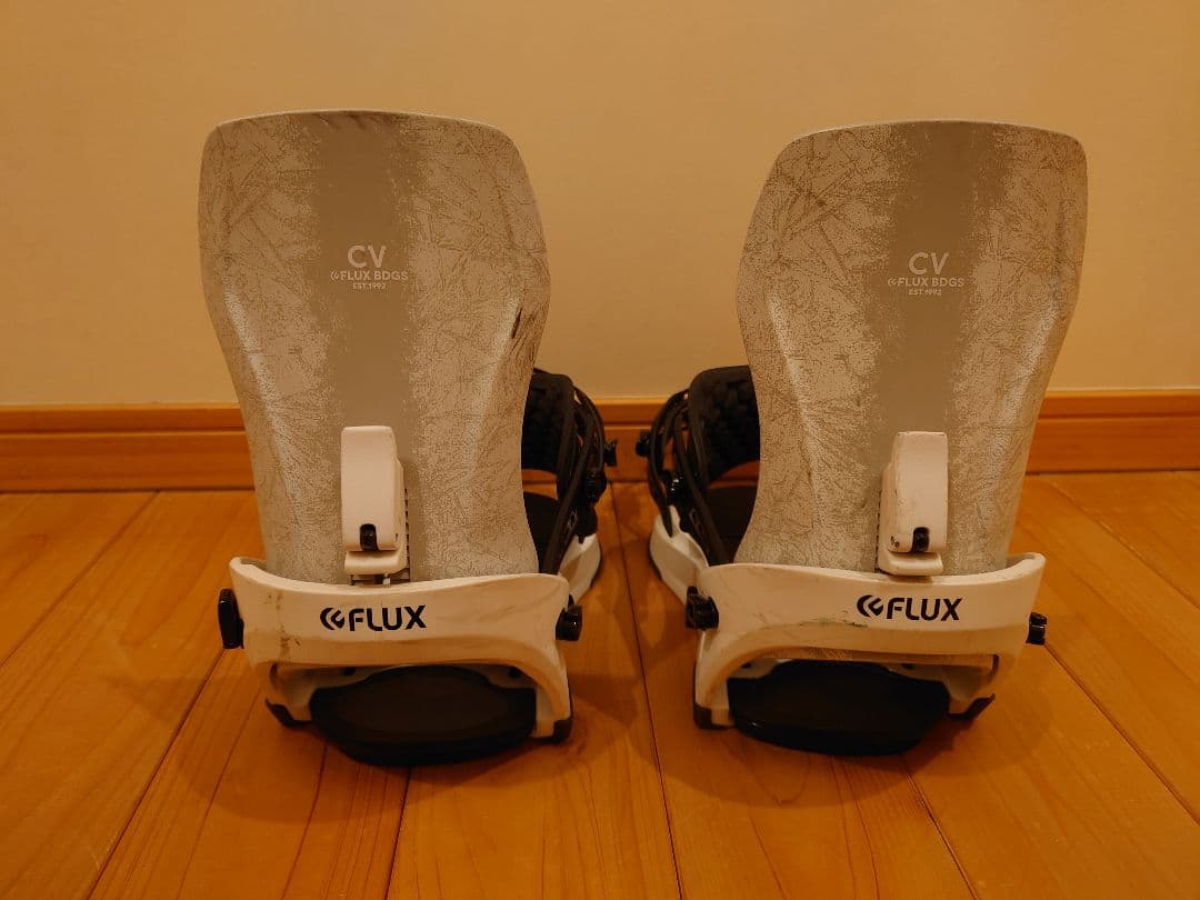 FLUX CV ビンディング　Mサイズ