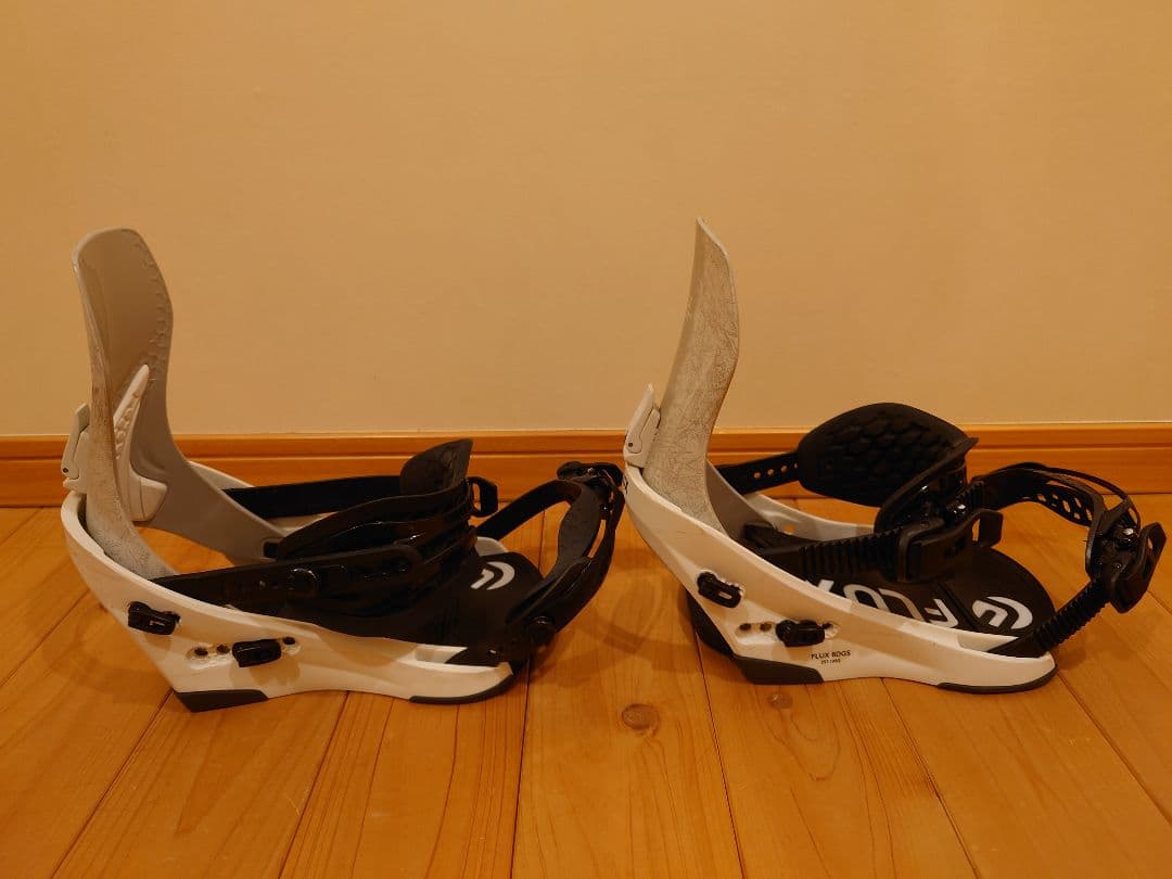 FLUX CV ビンディング　Mサイズ