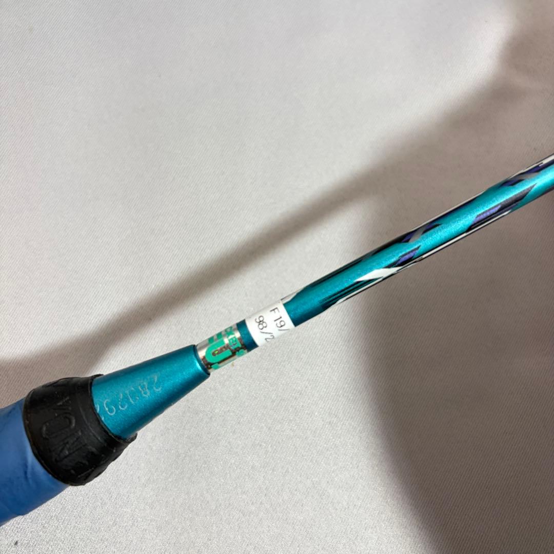 YONEX ナノフレア700 バドミントンラケット ネイビー 水色