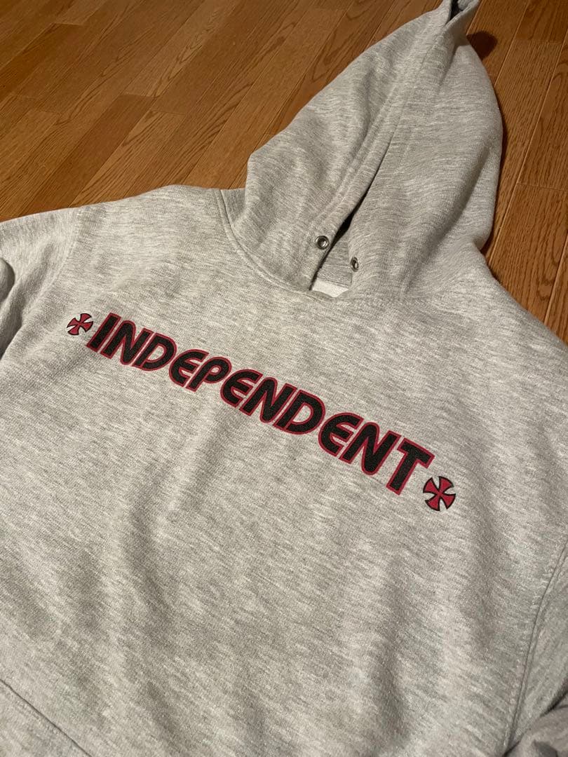 インディペンデント パーカー Mサイズ