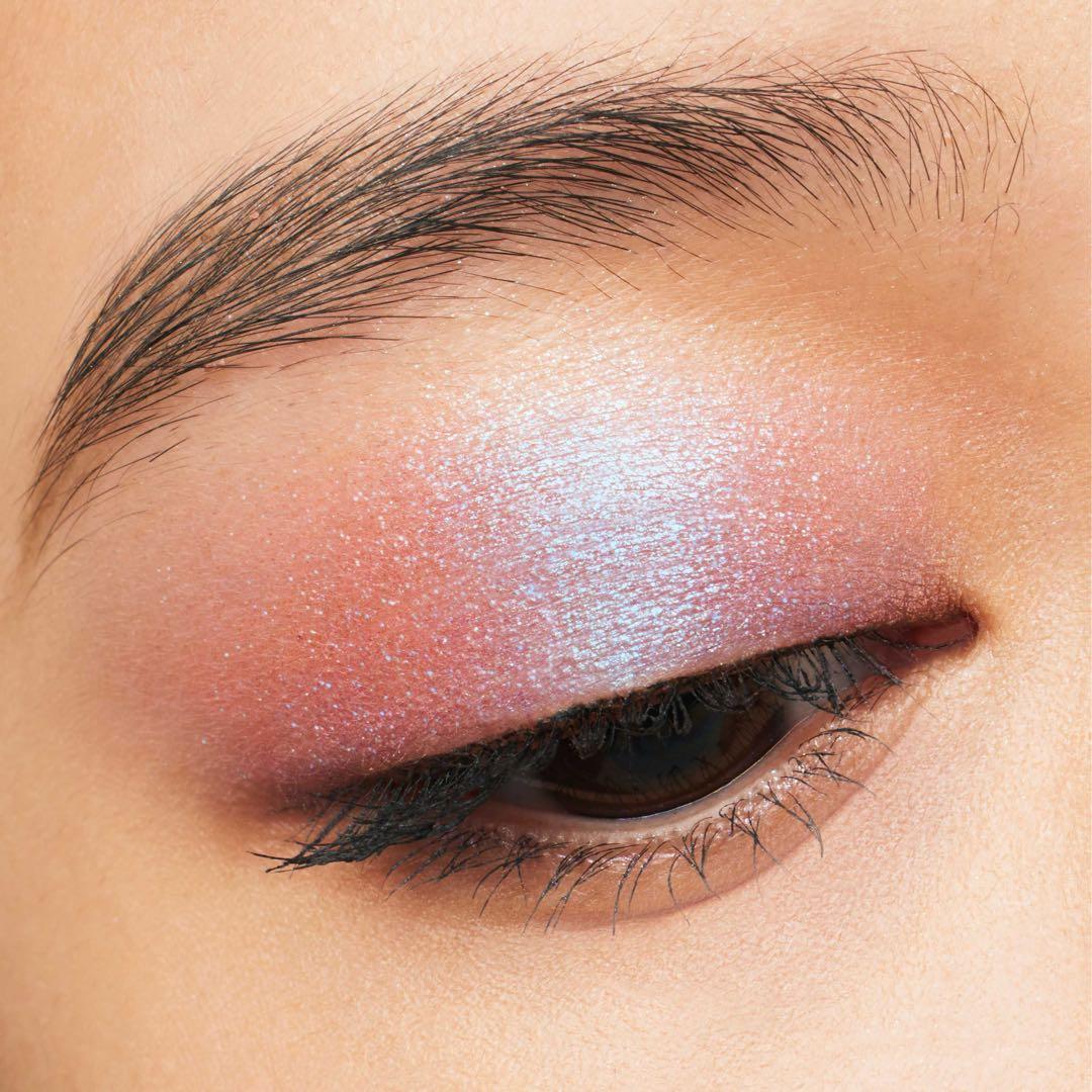 希少！限定品！完売品！クラッシュドジェム　アメジストレイン　新品　シュウウエムラ