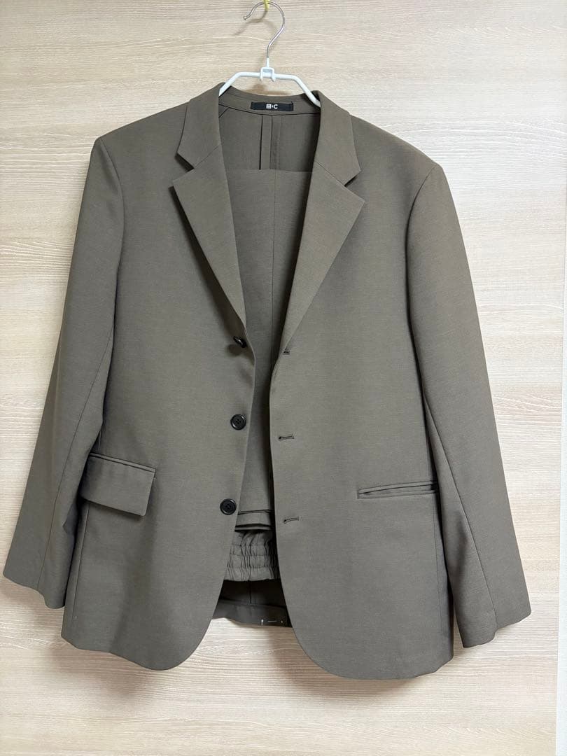 UNIQLO : C 25春夏 感動ジャケット＆パンツ M DARK BROWN