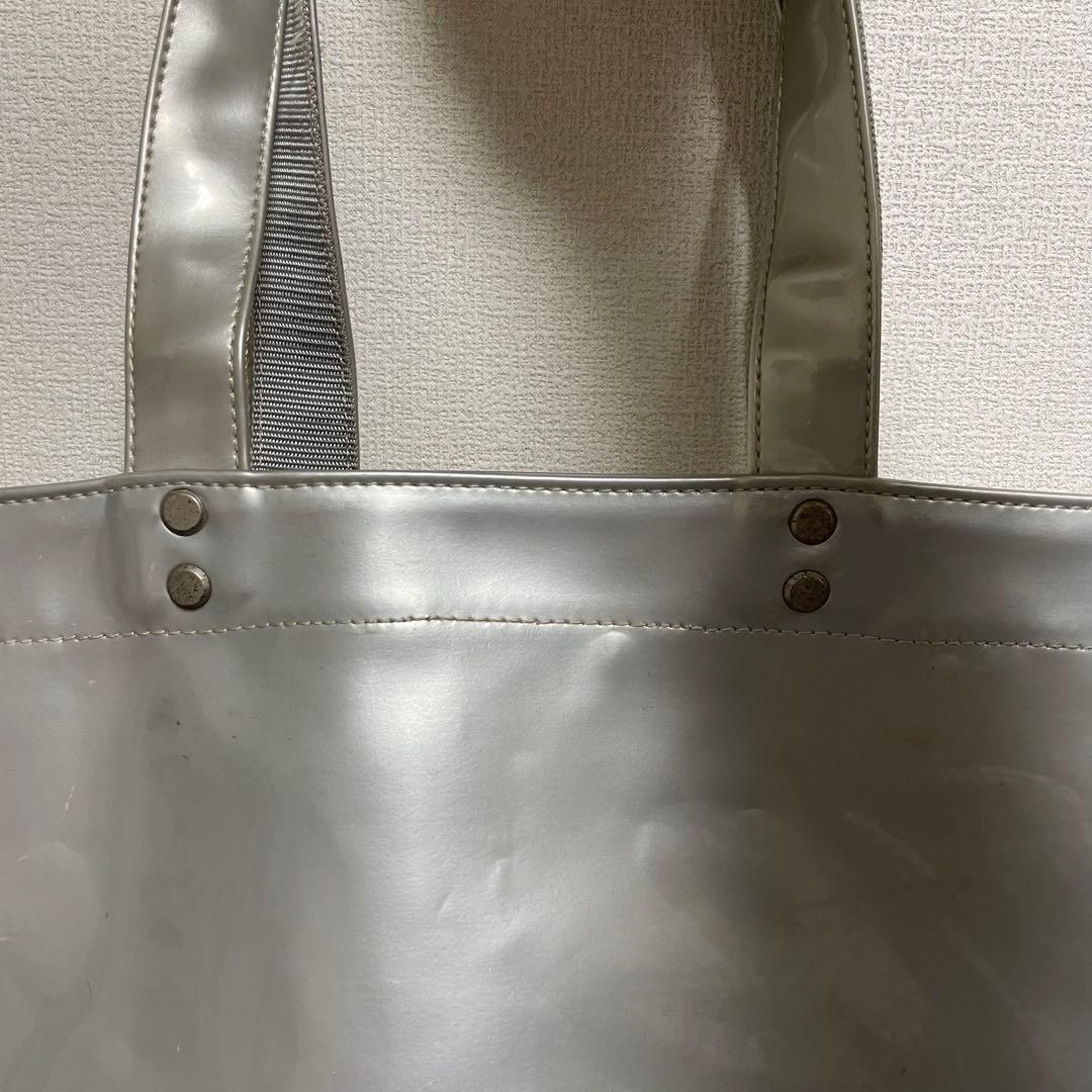 希少品 UMBRO エナメル トートバッグ シルバー×ネイビー
