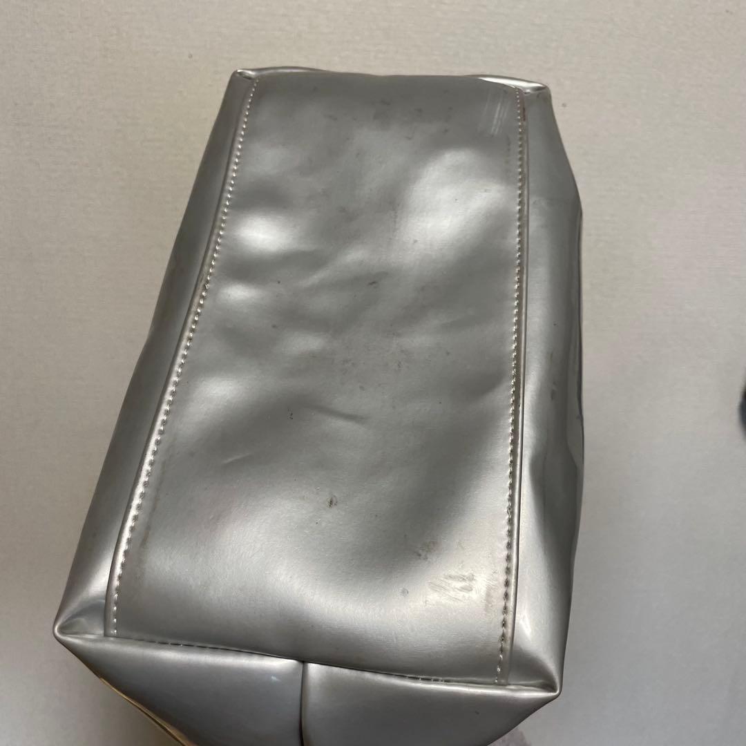 希少品 UMBRO エナメル トートバッグ シルバー×ネイビー