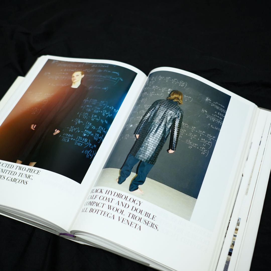 PURPLE COSMOS Hubble Space Telescope 洋書