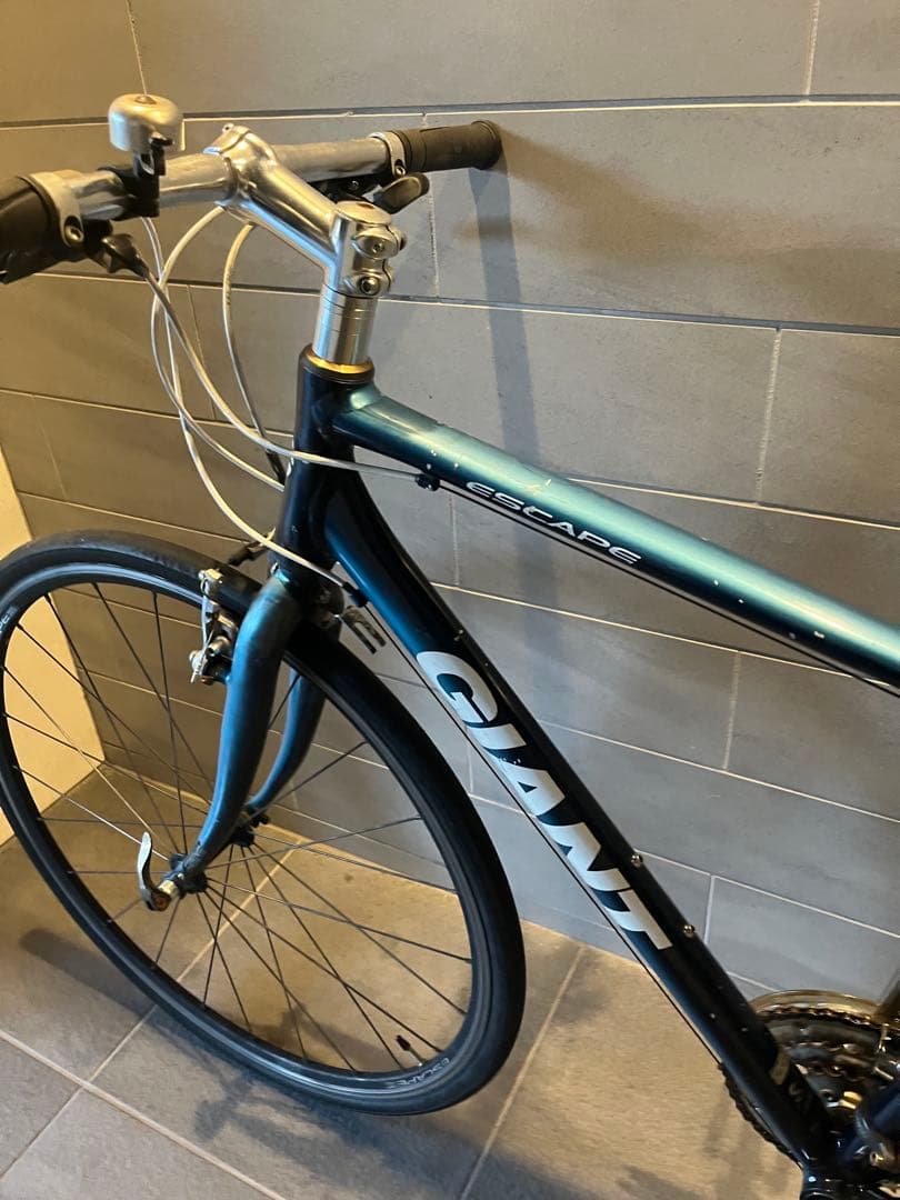 【東京近郊受渡希望】クロスバイク ジャイアント ESCAPE サイズM 即乗可能