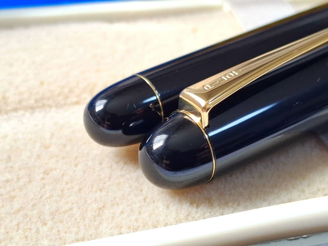 未使用　PILOT　パイロット　万年筆　custom 67　カスタム　F　細字