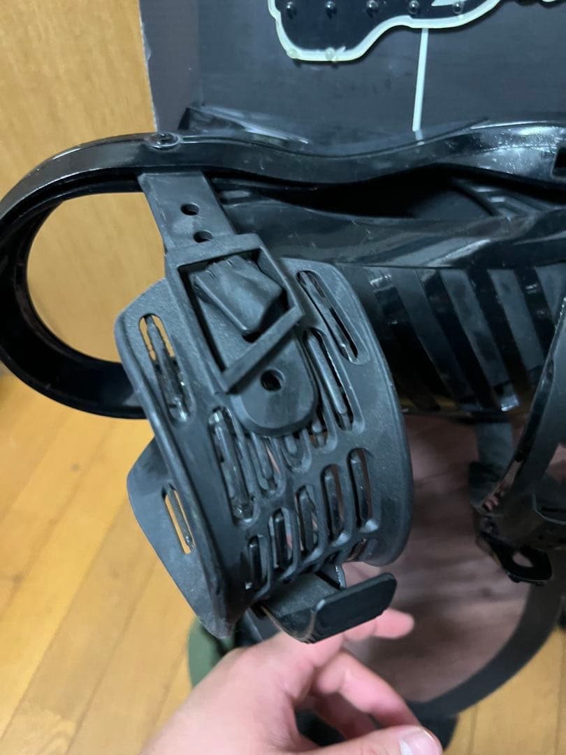 最終値下げスノーボード CRWU ブラック/グリーン ビンディング付き