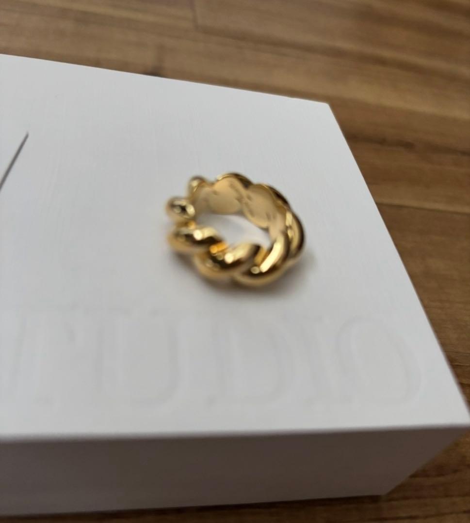 リエスタジオ ゴールドリング