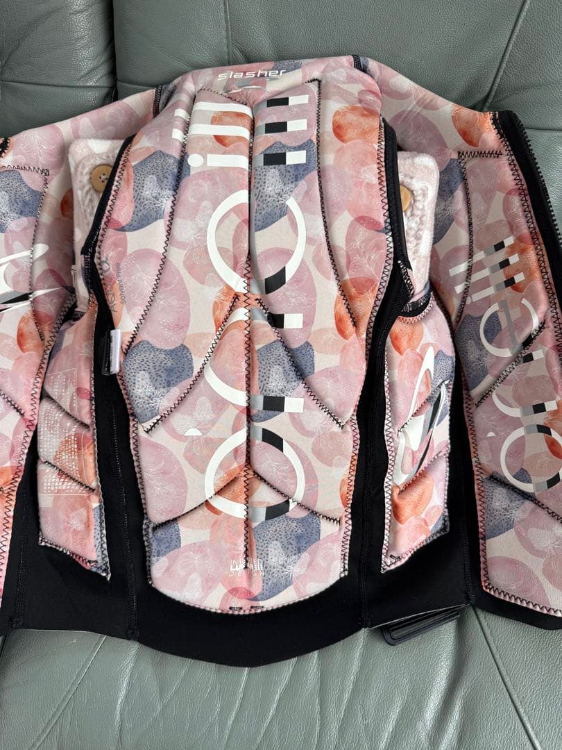 O'Neill ライフジャケット　レディース　Mサイズ