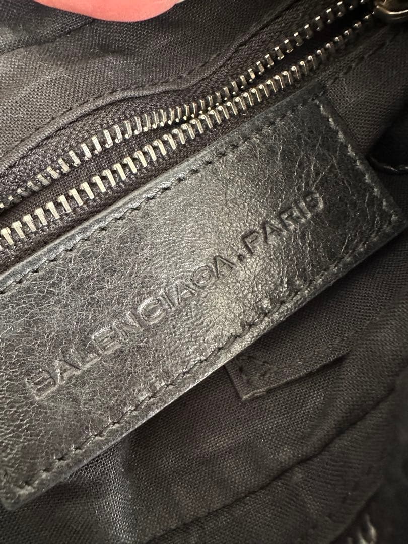 BALENCIAGA バレンシアガ　ジャイアントヒップ　ショルダー 斜めがけ