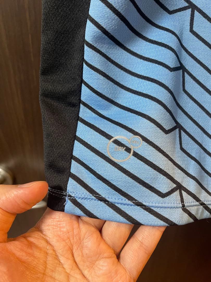 中古 正規品 川崎フロンターレ 2013 ホーム ユニフォーム M サイズ