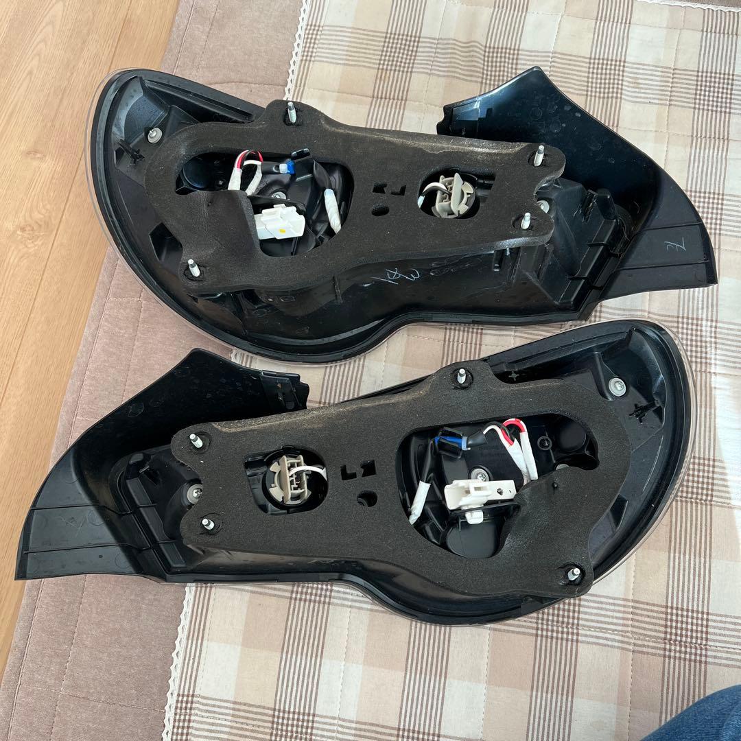 86 前期　ZN6 テールランプ　純正