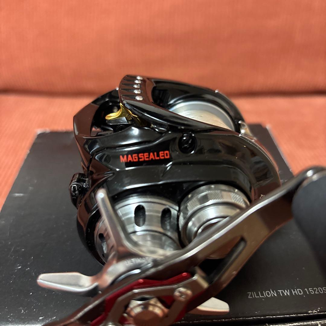 18ジリオン TW HD 1520 SHL