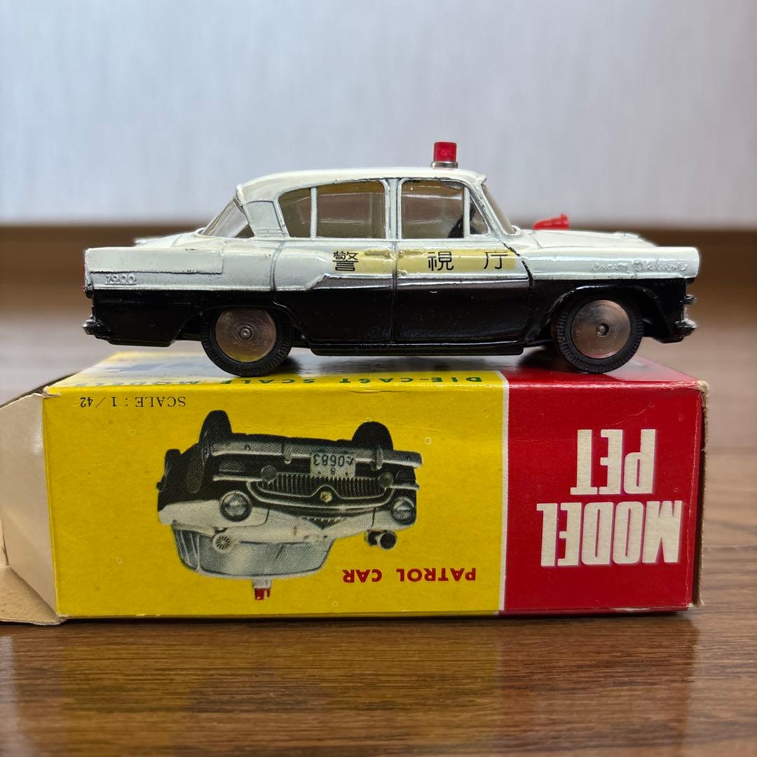 a*u様 【貴重品】MODEL PET トヨペット クラウン パトカー NO.1