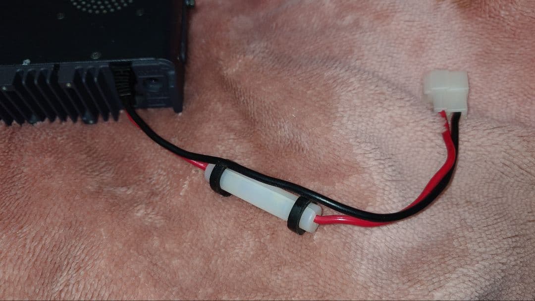 トランシーバー STANDARD FT-8800 145/433MHz 20W