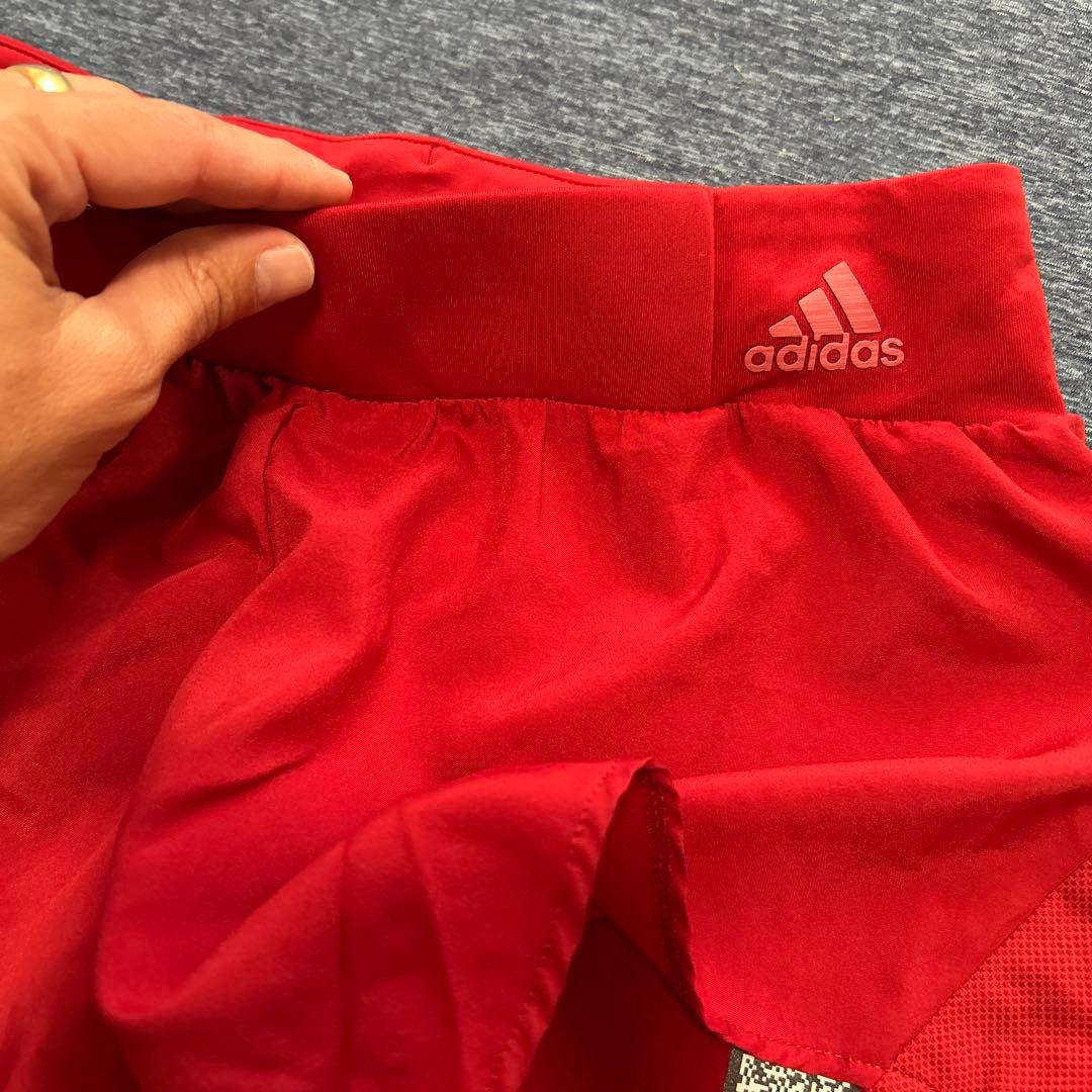 ⑩adidas レッド スポーツブラ＆ショートパンツセット　Ｓ美品