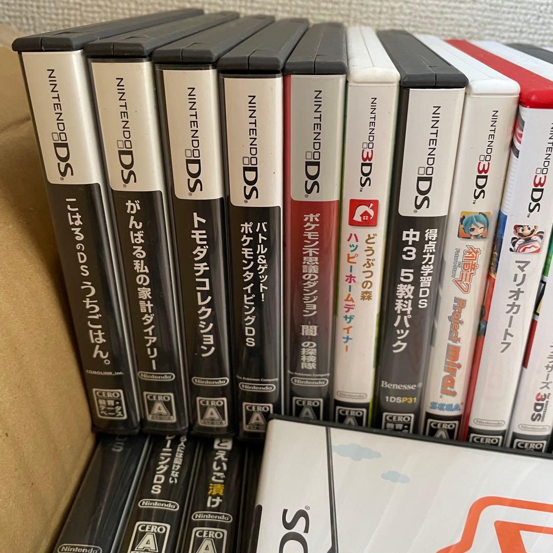 マ*ン様 ジャンク　DS 3DS ソフト　ソフトケース　110本　まとめ売り　セ