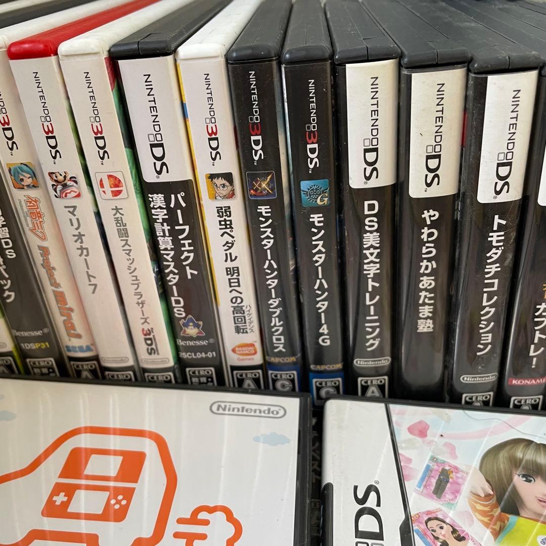 マ*ン様 ジャンク　DS 3DS ソフト　ソフトケース　110本　まとめ売り　セ