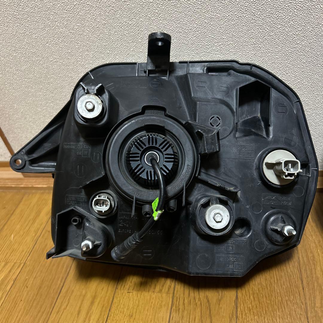 JB23W ジムニー　純正　ヘッドライト　左右セット　コイト　100-32647