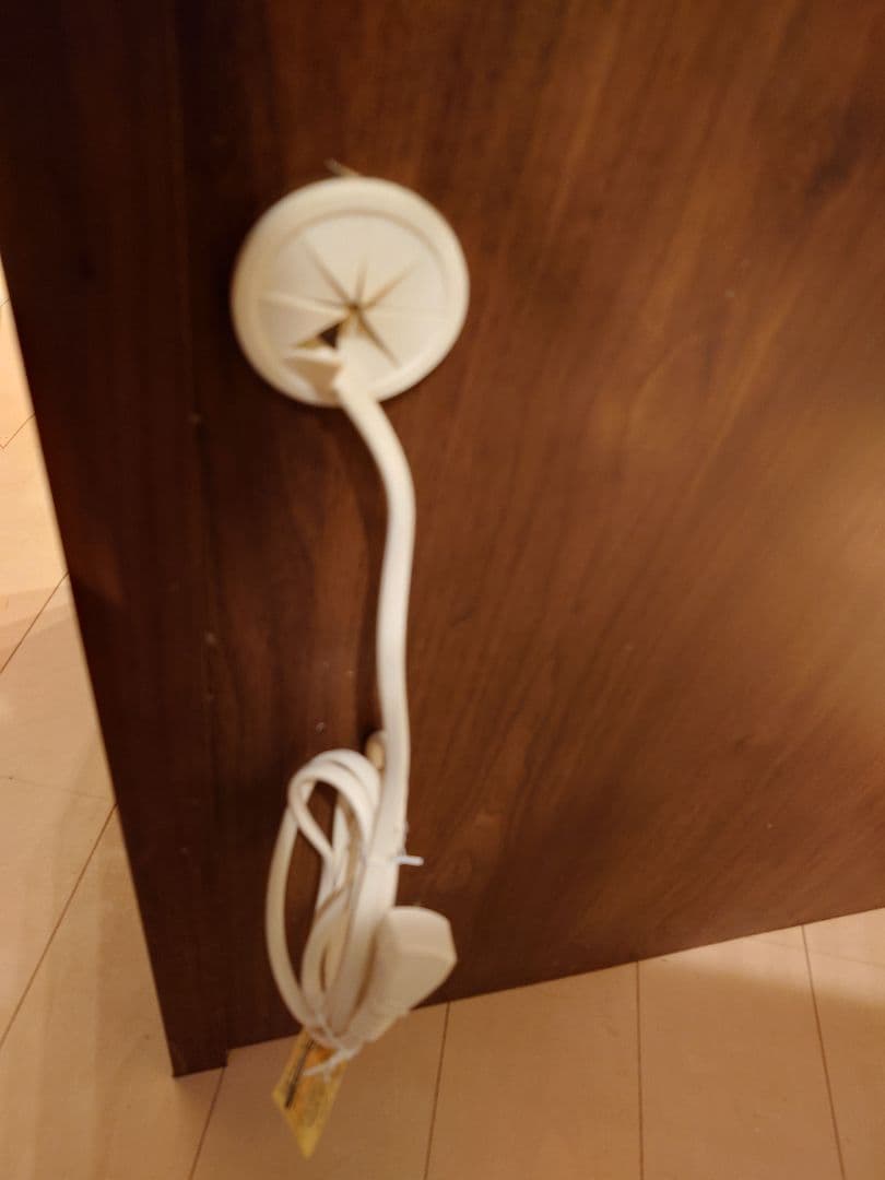 4月まで　マナベ　キッチンカウンター 　人工大理石 ウォールナッツ