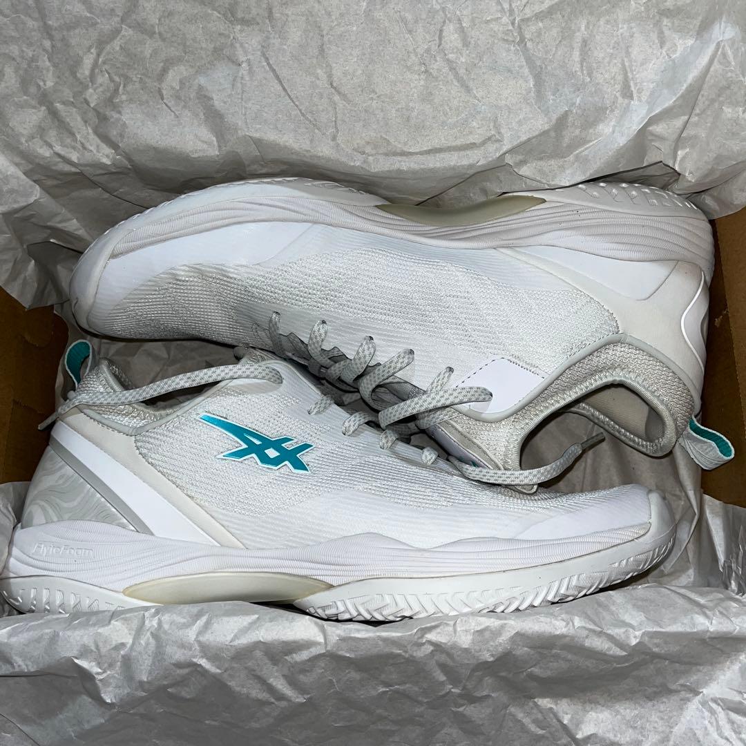 ASICS GLIDE NOVA FF2 ホワイト 27cm