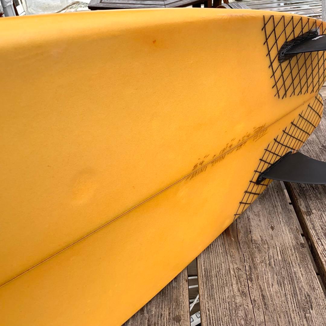 送料込みに変更　DHD 5'4 mini twin ミニツイン フィン付き