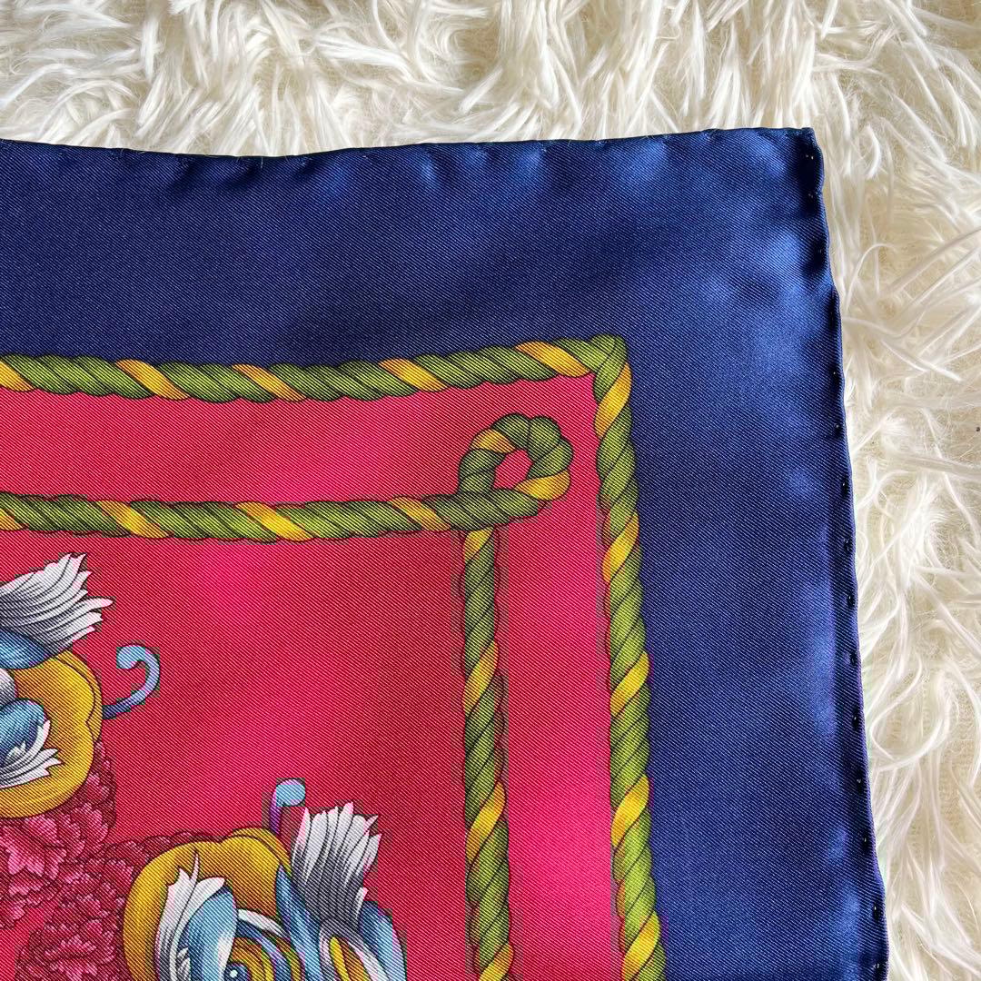 【極美品】サルヴァトーレフェラガモ フェラガモ スカーフ 大判 シルク ストール